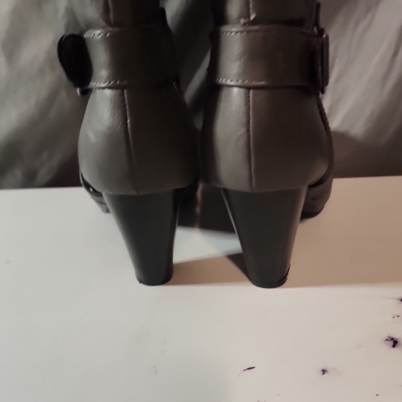 Rampage Gray Heeled Boots with Edgy Buckle Straps - Picture 6 of 10